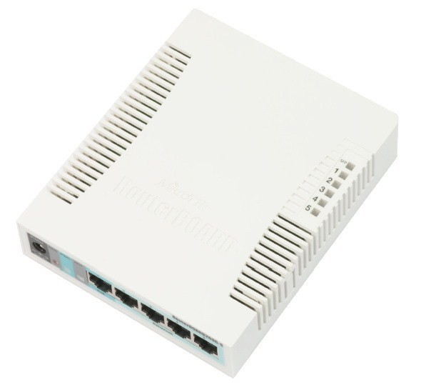 MikroTik RB260GSP (CSS106-1G-4P-1S) коммутатор